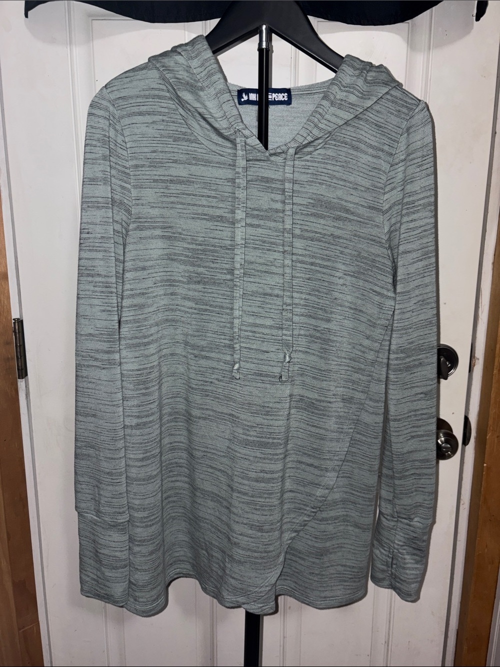 INK LOVE & PEACE Gilmore Maternity French Terry Nursing Hoodie in Blue/Green